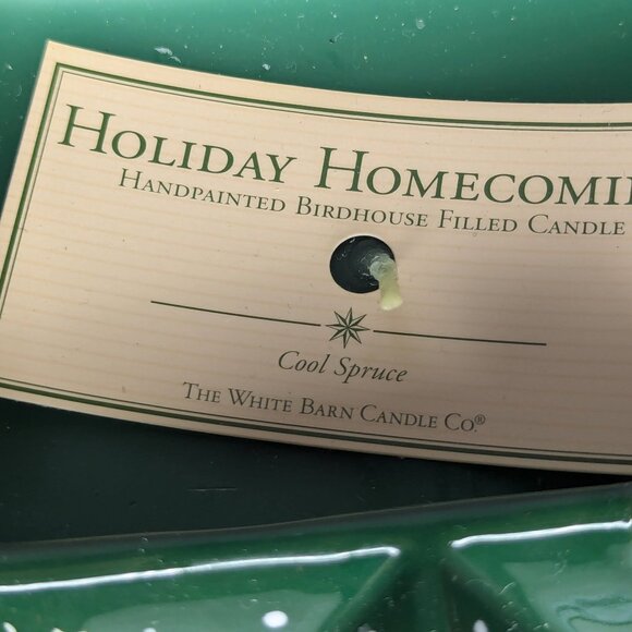 The White Barn Candle Company Holiday Homecoming Handpainted Birdhouse Candle - Picture 3 of 10